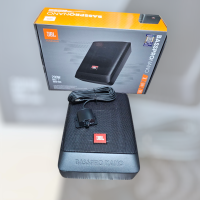 ราคา ซับบ๊อก JBL BASSPRO NANO ขนาด 6x8 นิ้ว ขนาดเล็กกะทัดรัด ดีไซน์สวย ซับบ๊อกใต้เบาะ SUBBOX BASSBOX เครื่องขยายเสียง เครื่องเสียงรถยนต์ (25016883155)