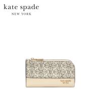 ราคา Kate Spade New York กระเป๋าสตางค์รุ่น Spade Flower Small Slim Bifold Wallet KI676 962 สี Neutral Multi (25301551786)