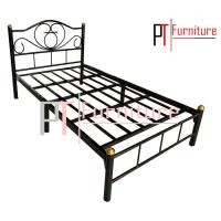 ราคา PT ขายถูกทุกวัน จัดส่งทั่วประเทศ เตียงเหล็ก ขากว้าง 2 นิ้ว ขนาด 3 5 ฟุต รุ่น Lotus 3 5 สีดำ เตียงนอน (358325073)