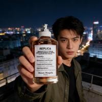 ราคา ส่งฟรี น้ำหอมแบรนด์ Replica Jazz Club Mens Eau De Toilette 100ml โคโลญผู้ชาย กล่องปิดผนึก น้ำหอมผู้ชายติดทนนาน (26073402567)