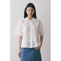 ราคา สินค้าใหม่ ลอตใหม่ พร้อมส่ง Perana เสื้อเชิ้ตลูกไม้ Jane Shirt สีขาว ผ้าลินิน Vintage ปักลายลูกไม้ (25553183452)