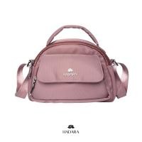 ราคา Hadara Moment Series No 4 กระเป๋าสะพายข้าง น้องมาการอง ที่สอดไส้ฟังก์ชันไว้ครบ (25689880748)