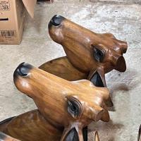 ราคา ไม้แกะสลักหัวกวาง หัวกวางติดผนัง หน้ายาว 13 นิ้ว เขายาว 17 นิ้ว ไม้จามจุรีแกะสลัก งานแฮนด์เมด ของตกแต่งบ้าน หัวกวางแขวนผนัง สวยงาม ปราณีต (11375098954)