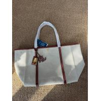 ราคา ralph lauren tote bag canvas พร้อมพวงกุญแจ ทำได้หลายทรง งานoutlet เป๊ะทุกจุด หนังแท้ ตัดกับผ้าแคนวาส งานเกรดขายแท้ ขนาดฐาน 15 นิ้ว ปาก 21 นิ้ว สูง 13 นิ้ว (26289915395)