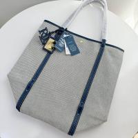 ราคา ralph lauren tote bag canvas พร้อมพวงกุญแจ ทำได้หลายทรง งานoutlet เป๊ะทุกจุด หนังแท้ ตัดกับผ้าแคนวาส งานเกรดขายแท้ ขนาดฐาน 15 นิ้ว ปาก 21 นิ้ว สูง 13 นิ้ว (26289915394)