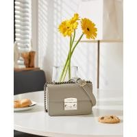 ราคา Labella Luna Grey สีเทาอ่อน กระเป๋าสะพายสายโซ่ (2541304635)