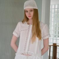 ราคา พรีออเดอร์ 2 อาทิตย์ Parachuteshop BIANCA shirt เสื้อเชิ้ตแขนสั้น คอและชายระบาย ตัดต่อแถบลูกไม้ลายกุหลาบ ผ้าเบาพริ้วสีขาว (25318333830)