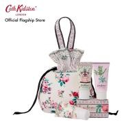 ราคา Cath Kidston Set กระเป๋า Skincare Travel Pouch Hand Cream 30ml Body Cream 30ml Body Wash 30ml Guest Soap 100g ลาย Wild Flowers Wild Women สี Multi color (126253048853)