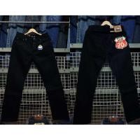 ราคา กางเกงยีนส์ ยี่ห้อ Justin จัสติน ขากระบอกสีดำ ของแท้100 (25132457268)