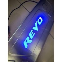 ราคา สแตนเลส ครอบบันไดรถยนต์ สำหรับ Toyota Revo 4 ประตู มีไฟ มาพร้อมกาว 2 หน้า ติดตั้งง่าย กันรอยได้ดี (22326996359)