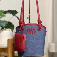 ราคา ส่วนลดสุดคุ้ม รุ่น ไซส์กลาง ฐาน7 5นิ้ว สูง9 5นิ้ว กว้าง5นิ้ว หนังPu ลายผ้ายีนส์ พร้อมกระเป๋าตังค์ มีสายยาว (25167567430)