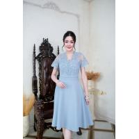 ราคา 6 สี เดรสลูกไม้ทรงเอ คอวี ต่อผ้าพื้นแต่งกระดุม ใส่ออกงานแนวเรียบหรูได้ค่ะ สีชมพู ดำ เขียว ขาว ม่วง ฟ้า เขียวพาสเทล S 3XL (25559997873)