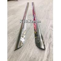 ราคา คิ้วขอบกระจกรถตู้commuter สเตนเลส2ชิ้น สกรีนTRD VIPเลือกลายได้ (24535386988)
