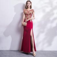 ราคา ชุดราตรียาวสีแดง ทรงคอกลม แขนยาว กระโปรงทรงหางปลา สำหรับงานแต่งงานและงานปาร์ตี้ เดรสยาวปานกลางสไตล์จีนปรับปรุงใหม่ (23128293986)