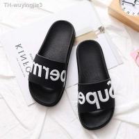 ราคา รองเท้าแตะ ในสต็อก แบรนด์แฟชั่นsupreme รองเท้าแตะ เบา ใส่สบาย รองเท้าแตะแฟชั่น รองเท้าแตะนักเรียน คู่รัก (9537167610)