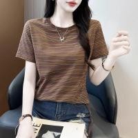 ราคา HUAXUNRAN เสื้อยืดแขนสั้นแฟชั่นหลวม คอปก ลายขวาง (25038623881)