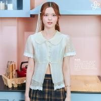 ราคา ALICE SP120 เสื้อคอบัวลูกไม้ แหวกหน้ากระดุมมุก ผ้าซีทรูมีซับ สไตล์เกาหลีหวานละมุน (126602539208)