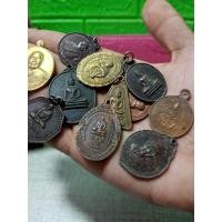 ราคา เหรียญใหญ่ล้วน 100 เหรียญ สวยๆ (24823813917)