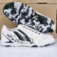 ราคา PAN รองเท้าฟุตซอล รุ่นNITRO สีใหม่WX ขาวดำ ไซส์ 39 45 ลิขสิทธิ์แท้ พร้อมส่ง (25603160520)