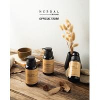 ราคา Herbal Ground แชมพูข้าวก่ำน้ำผึ้ง Black Berry Rice And Honey Shampoo แชมพูลดผมร่วง แชมพูลดผมหงอก แชมพูลดรังแค กระตุ้นผมงอกใหม่ ลดการคันหนังศีรษะ แก้ปัญหาหนังศีรษะ (8368372694)