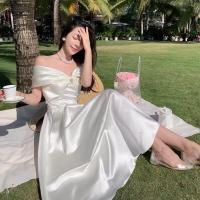 ราคา ชุดเดรสยาวคอวีแขนกุดสีขาวสไตล์ฝรั่งเศสสำหรับผู้หญิง ชุดราตรีสไตล์นางฟ้า ชุดราตรี ชุดเดรสยาว ชุดเดรสยาวคอวี ชุดเดรสยาวคอวี (26155647737)