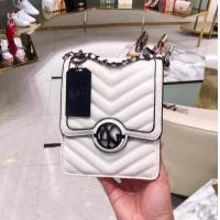 ราคา LYN รุ่น Chrissy Crossbody แท้ Outlet กระเป๋าทรงเหลี่ยมสุดฮิต งานสวยมากๆ (12491272057)