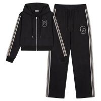 ราคา ชุดเซตวอร์ม 2 ชิ้น เสื้อฮู้ดซิปหน้า กางเกงวอร์มขายาว แต่งแถบข้าง 3 เส้น ปักตัวอักษร ผ้าหนานุ่ม ใส่สบาย (26298842115)