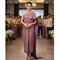 ราคา by salisa บาย สลิสา ชุดไทย ชุดประจำชาติ ชุดเพื่อนเจ้าสาวธีมสีม่วงเข้ม ยกชุด แบบผ้าไหมไทยสไบพลีซและสไบลูกไม้กากเพชร รวม 2ผืน ราคาต่อชุด ขนาดรอบ อก28 39 นิ้ว ซื้อถูกกว่าเช่าแน่นอน งานหรูปรับใส่ได้หลายรู