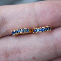 ราคา ต่างหูพลอยไพลินบางกะจะจันทบุรี BLUE SAPPHIRE เรือนเงินแท้92 5 ชุบทอง พลอยสีน้ำเงินกำมะหยี่เนื้อใส จากประเทศไทย (12254979027)