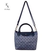 ราคา FN LITE BAG S กระเป๋าสะพายข้าง กระเป๋าถือ Hand bag shoulder bag 1309 21035 (24988774402)