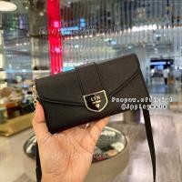 ราคา LYN กระเป๋าสตางค์สะพายข้าง รุ่น Re Edit Casia Long Wallet On Chain แท้จากชอป มีถุงกระดาษ ถุงผ้า (126249806881)