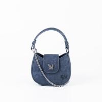 ราคา PLAYBOY Women รุ่น Lily Mini Hobo กระเป๋าสะพายข้างมินิ รหัสST B261PB650 ดีไซน์ทรงโฮโบไซส์มินิ มี 2 สี (126961370770)