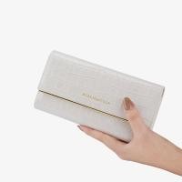 ราคา WILLIAMPOLO กระเป๋าสตางค์ยาวผู้หญิงหนังแท้ลายจระเข้ (25172982697)