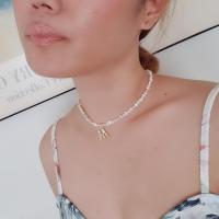 ราคา ขายดี สร้อยมุกน้ำจืดแท้ จี้ตัวอักษรทอง14K Gold สร้อยเที่ยวทะเล ไม่ลอก ไม่ดำ ใส่ลงน้ำได้ (10392713731)