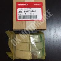 ราคา ผ้าครัช 3 ก้อน แท้ PCX125 PCX150 CL125i ปีเก่า ไฟหน้าธรรมดา ของแท้ศุนย์ 100 22535 KWN 900 (10073504526)