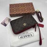 ราคา กระเป๋าคล้องมือ มีสายสะพายข้างสามารถปรับได้รุ่นสองซิปสองช่อง ขนาด 8 นิ้วสามารถใส่โทรศัพท์ได้ด้วยมีพร้อมส่ (25424750733)
