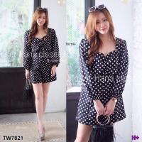 ราคา TW7821 Set สาวอวบ เสื้อครอปคอเหลี่ยม กาวเกง ลายจุด (4761470466)