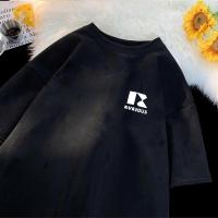 ราคา เสื้อยืดแขนสั้นผ้าหนังกลับสไตล์อเมริกันสำหรับฤดูร้อน ทรงหลวม เทรนด์วัยรุ่น 5 ส่วนครึ่งแขน เสื้อยืดผู้ชาย เสื้อคอกลม (24809003600)