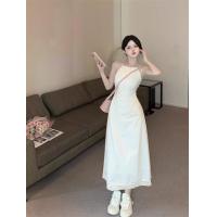ราคา Mai Lang ชุดเดรส สายเดี่ยว ยาว สายปรับระดับได้ เว้าช่วงเอว มี 2 สี ขาว ดำ เนื้อผ้าดี พลิ้วๆ ใส่เที่ยวทะเล ก็สวยเริศๆไปเลยสิค่ะออกแบบดีไซน์สุดเซ็กซี้ (21987795154)