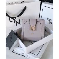 ราคา กระเป๋าสตางค์ลินใบสั้น lyn ล315 (23166556222)
