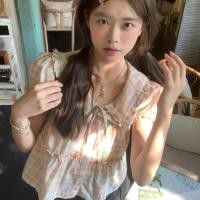 ราคา Chili Koko เสื้อเชิ้ตแขนสั้นลายสก็อตคอตุ๊กตา สไตล์หวานๆ น่ารัก เสื้อตัวสั้น เสื้อแขนพองสีชมพู W625 (24895096787)
