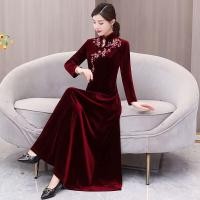 ราคา ชุดกี่เพ้าผ้ากำมะหยี่ไหมสีทอง ทรงเข้ารูป เดรสยาวปานกลาง ชุดราตรี ชุดแต่งงาน กระโปรงทรงเอ แขนยาว ผ้าไหมผสม (25310692686)