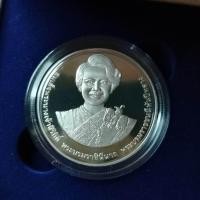 ราคา เหรียญขัดเงา พระ พันปี หลวง พร้อมกล่อง และใบรับรอง สำหรับงานปีใหม่และให้ผู้ใหญ่ที่เคารพ (25950903897)