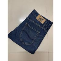 ราคา Lee รุ่น LE 731X11 กางเกงยีนส์ผู้ชาย ราคาป้าย 1890 บาท ยีนส์ยืด เอวกลาง ทรงตรง สียีนส์ ใหม่ ของแท้ (21491651435)
