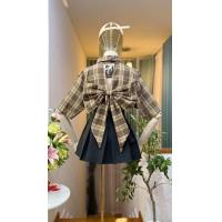 ราคา เสื้อเชิ้ตแขนสั้นผูกโบว์ด้านหลัง (26279913206)