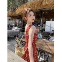 ราคา mailangsha ชุดเดรสกระโปรงยาว เข้ารูปเอว สายเดี่ยวคอเหลี่ยม ลายดอกไม้ มีเชือกผูกโบว์น่ารักๆที่หน้าอก สีสันน่ารัก เหมาะกับเที่ยวทะเลมาก สินค้าพร้อมส่ง (21875907723)