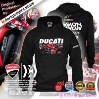 ราคา เสื้อกันหนาว มีฮู้ด เข้ารูป พิมพ์ลายโลโก้ Ducati Corse Moto Gp ขนาดใหญ่ แฟชั่นฤดูใบไม้ผลิ สําหรับผู้ชาย 2023 เสื้อยืดคอตตอน (26220433148)