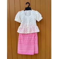 ราคา ชุดไทยประยุกต์เด็กผู้หญิง เสื้อแขนตุ๊กตา ผ้าถุงลายไทย พร้อมส่ง (126455657294)