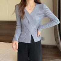 ราคา ส่งเร็วพิเศษ Hello Yim เสื้อไหมพรมแขนยาว ผ้าร่องใหญ่ ดีเทลไขว้หน้าเพื่อความเพียว ผ้านิ่มใส่สบายมากNO 56006 (16903497020)