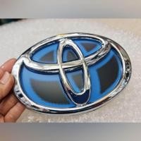 ราคา โลโก้ toyota พื้นสีฟ้าไฮบริด ระบุขนาดในข้อความ (2971422872)